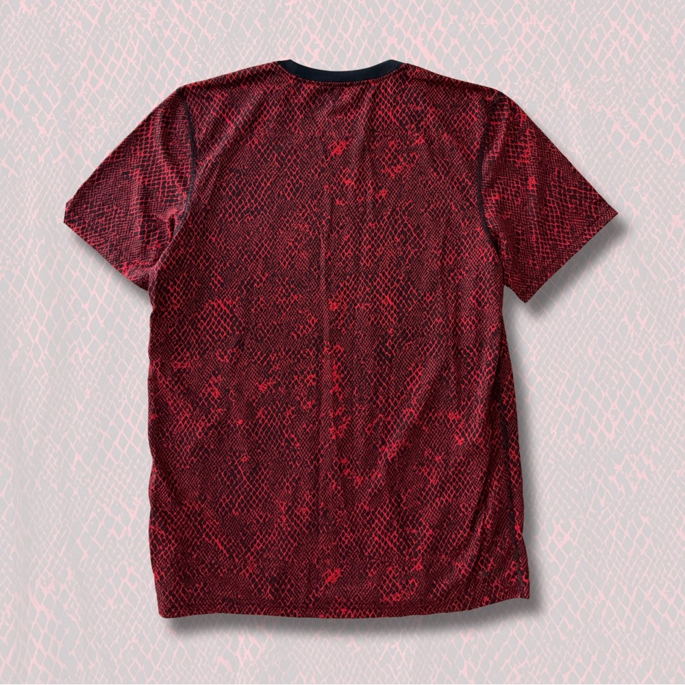 Adidas Men's Patterned Red Tee - Picture 2 of 3
